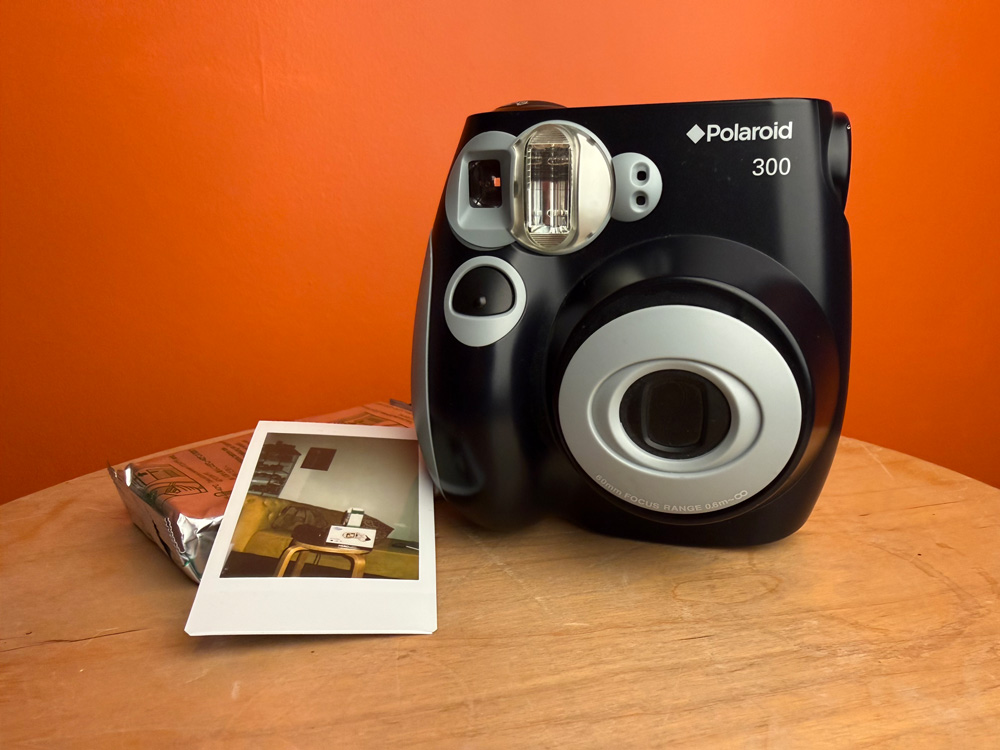 Polaroid-300